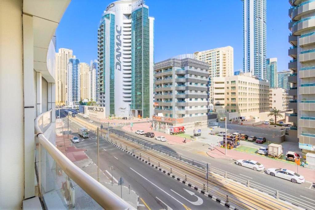Appartamento Heart Of Marina - Marina Diamond 2 Dubai Esterno foto