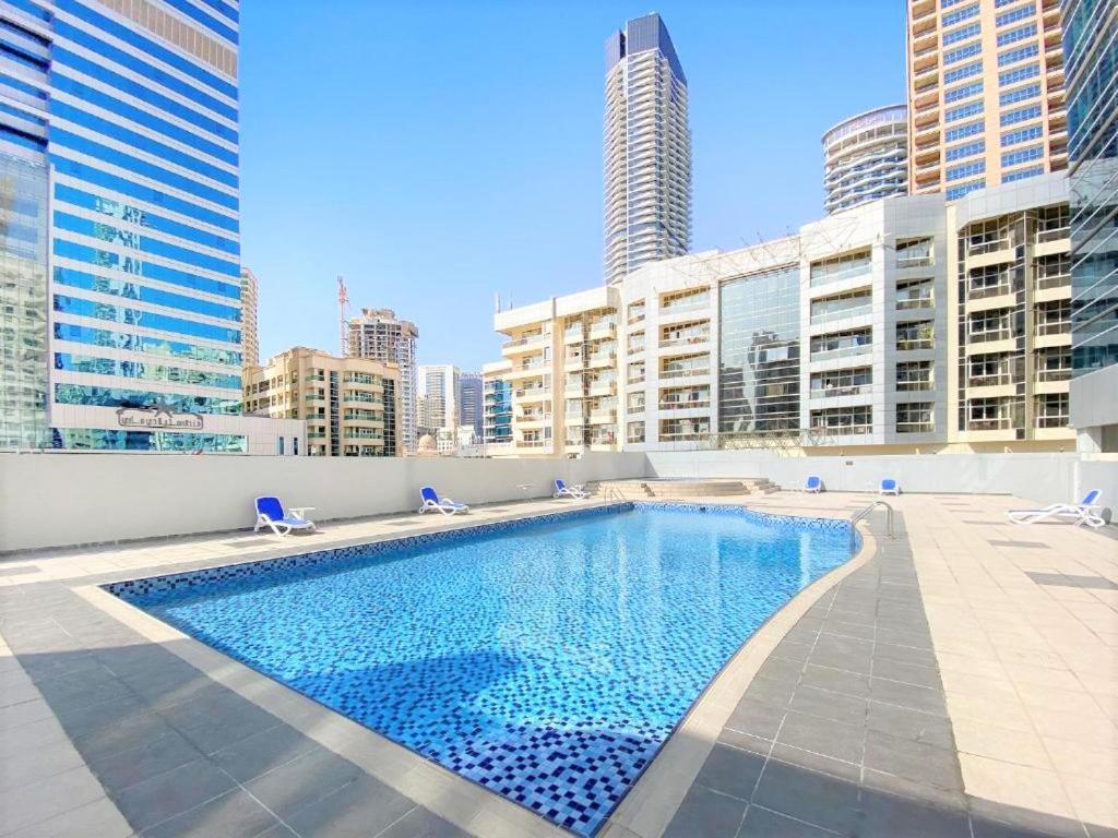 Appartamento Heart Of Marina - Marina Diamond 2 Dubai Esterno foto
